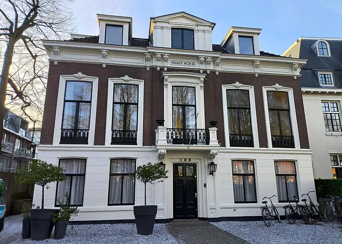 Blue Wave - Free Parking 海牙